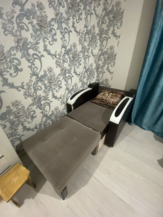 Продам раздвижное кресло