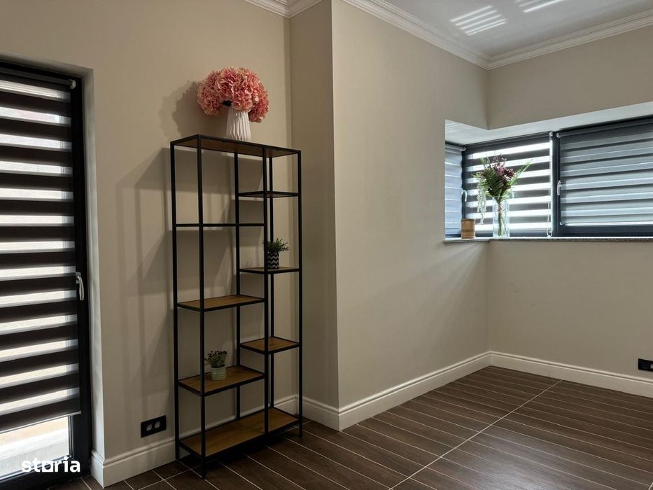 Vilă modernă în Centru cu 2 apartamente independente