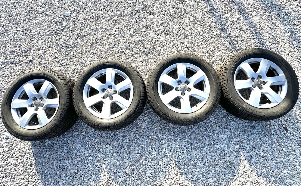 Оригинални 17 джанти от Audi 5x112 Et25, 7J с гуми 235/55 Dunlop