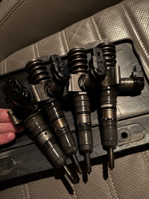 Vand injectoare passat b6 Bmr 170 cp! 073T/073S!