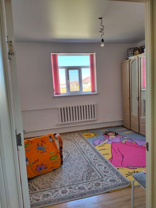 Жер үй сатылады.