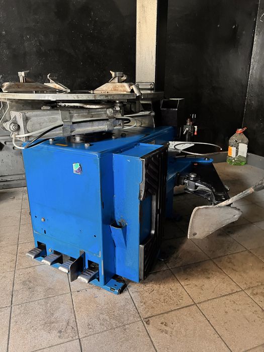 Aparat dejantat Hofmann Monty 2300