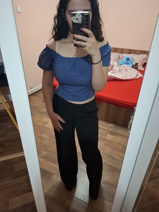 Pantaloni eleganți  (marimea 38)