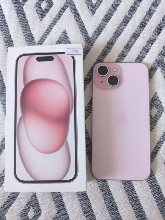 iPhone 15 на 128