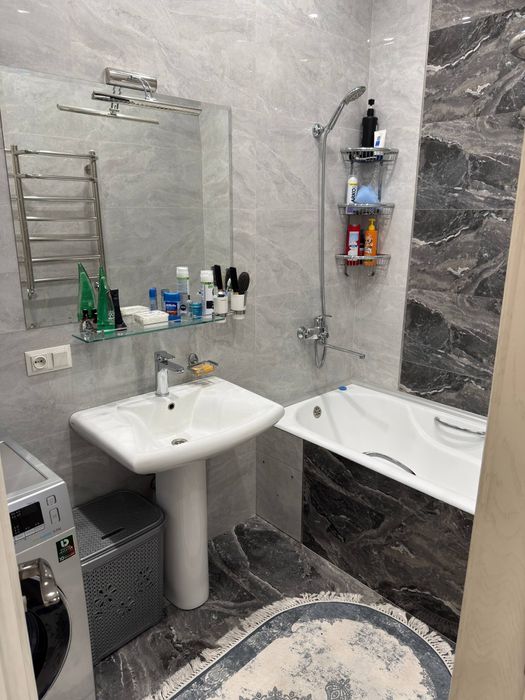 150000у.е Медгородок 4 хона Новостройка 130м2