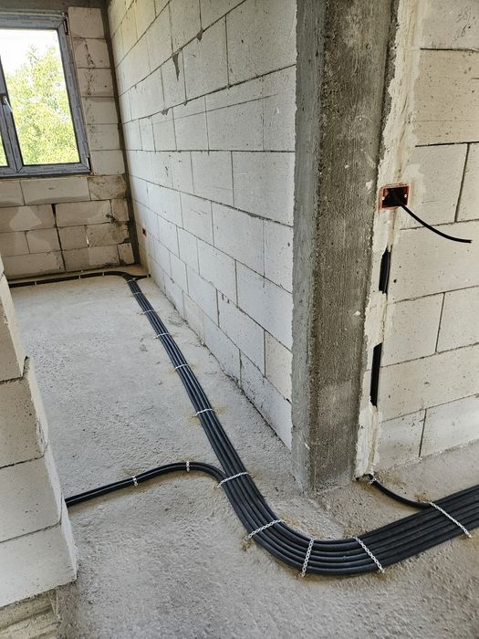 electrician instalatii electrice