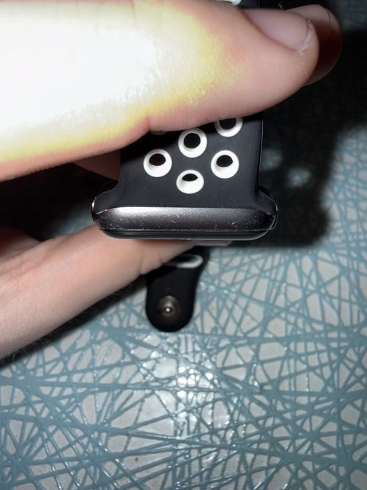 Продам Apple watch 2 series