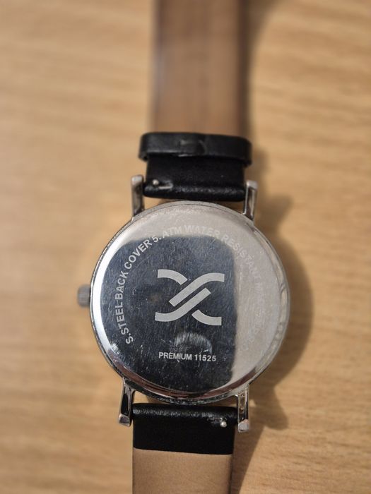 Ceas Daniel Klein quartz 44 mm, curea piele, baterie nouă