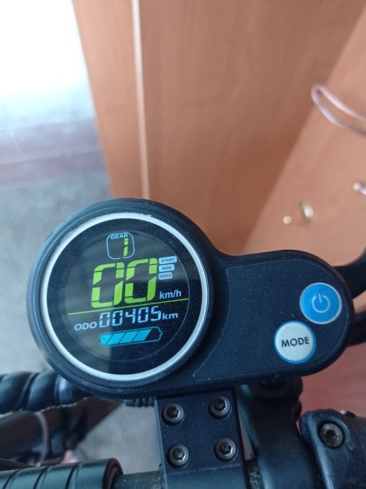 Продам электросамокат Joyor Y7