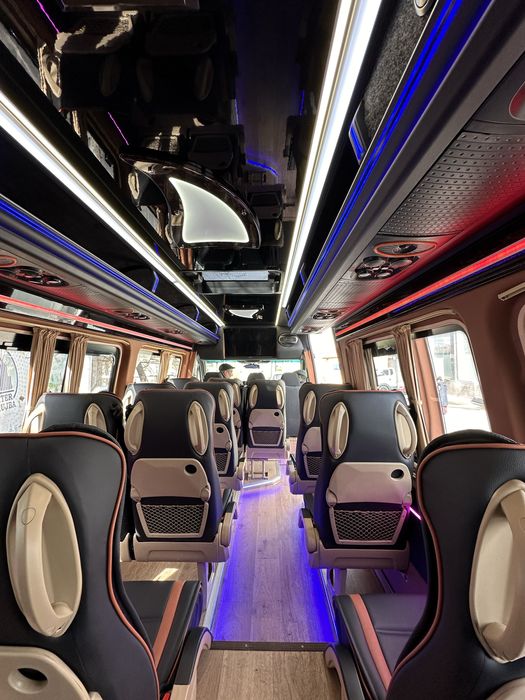 заказ микроавтобусов пассажирские перевозки транспортные услуги