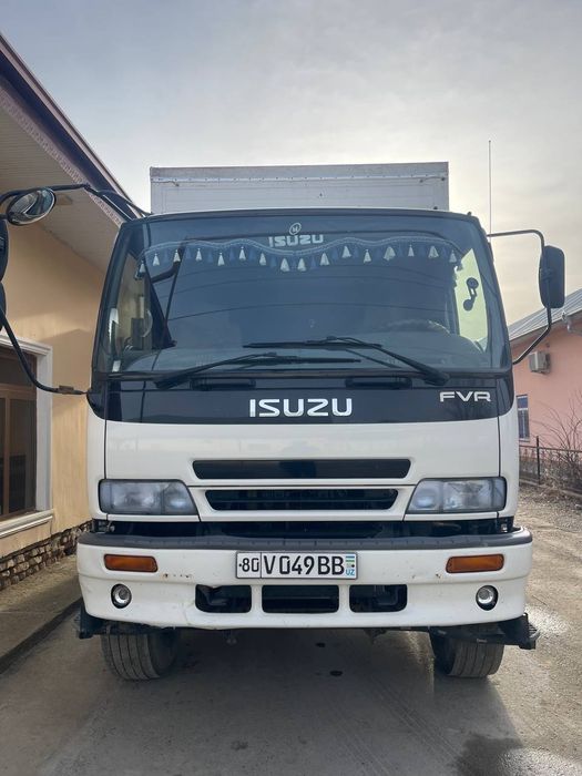 Isuzu sotiladi 10 tonnalik