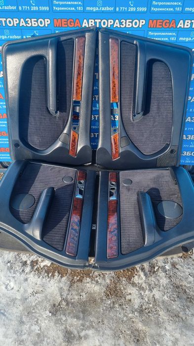 Обшивки дверей ( Дверные карты) на Ауди А6С4 / Audi A6C4