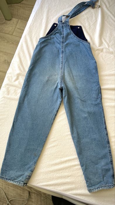 Джинсовый комбинезон