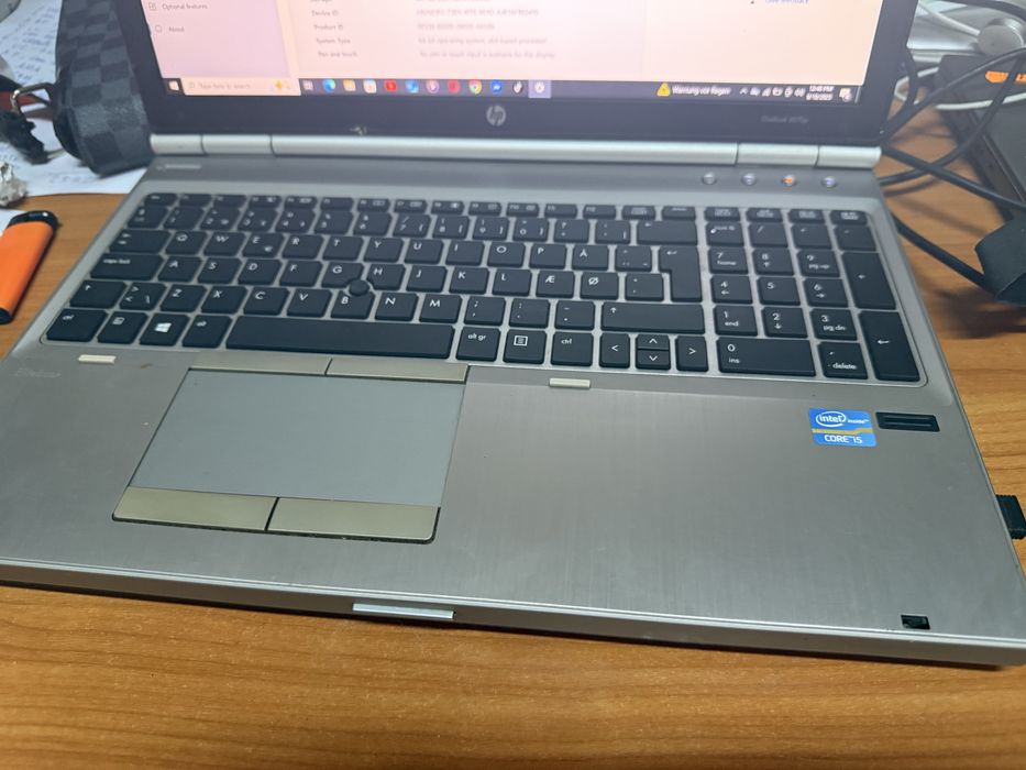 Laptop hp elitebook 8570p i5