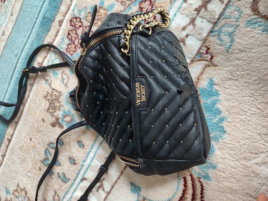 Виктория сикрет,зара и тд.