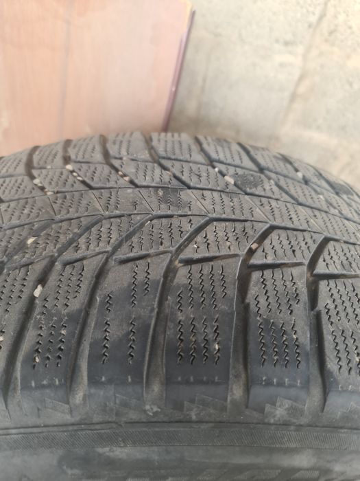 Шина на джипа х5