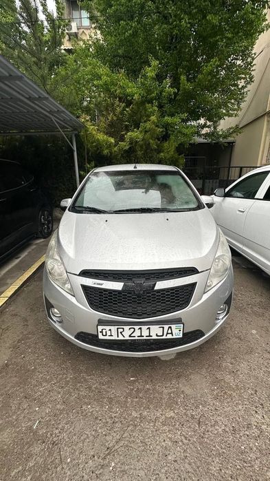 Chevrolet Spark 2011 MT