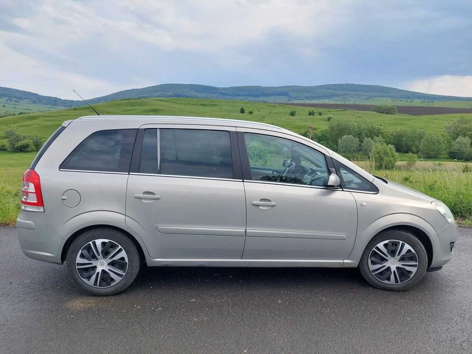 Vand Opel Zafira 2009
