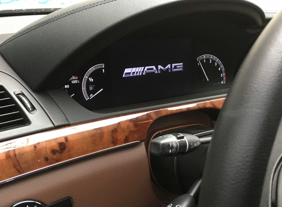 Отключване AMG Меню AMG Programming KI Flashing IC Clusters Активиране