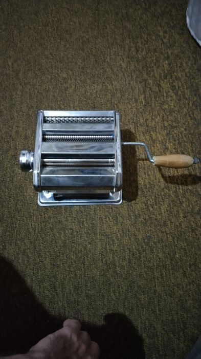 Лапша резка современная.