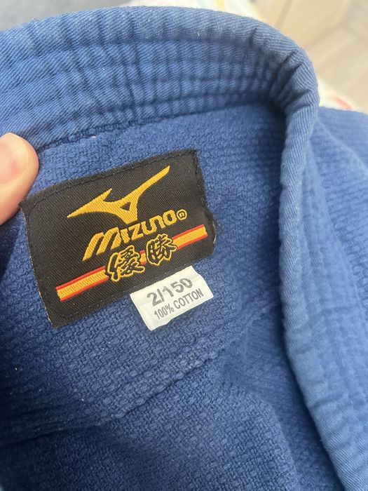 Кимоно для борьбы и дзюдо