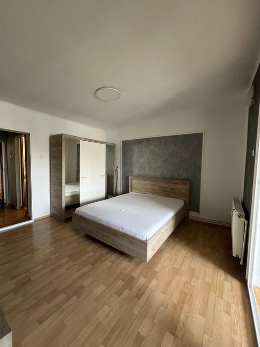 Inchiriez apartament tip studio, recent renovat, cu o camera, in zona premium Mazepa