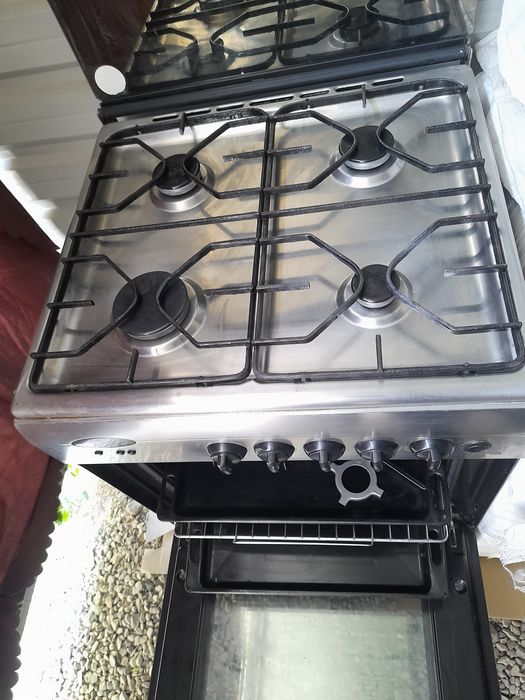 Газовая плита фирмы BOSCH