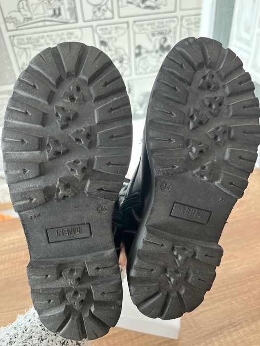 Боти за момиче Fendi