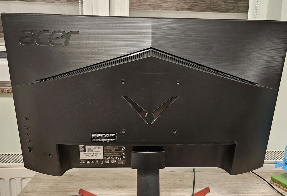 Мониторът Acer Nitro VG270bmiix
Монитор Acer Nitro VG270bmiix 27" IPS