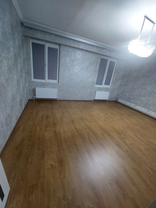 Zudlik bilan navastroyka uch XONALIK uy sotiladi