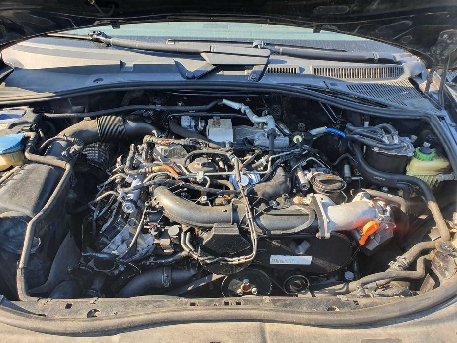 Motor complet fara anexe Vw Touareg 3.0 tdi V6 an 2006 cod BKS 224 cp