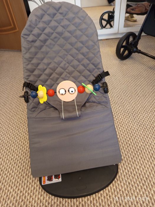 Продам детский шезлонг