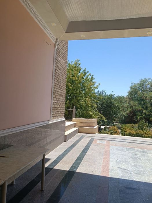 Продаётся элитный участок 8, 5 соток в центре города Бухары