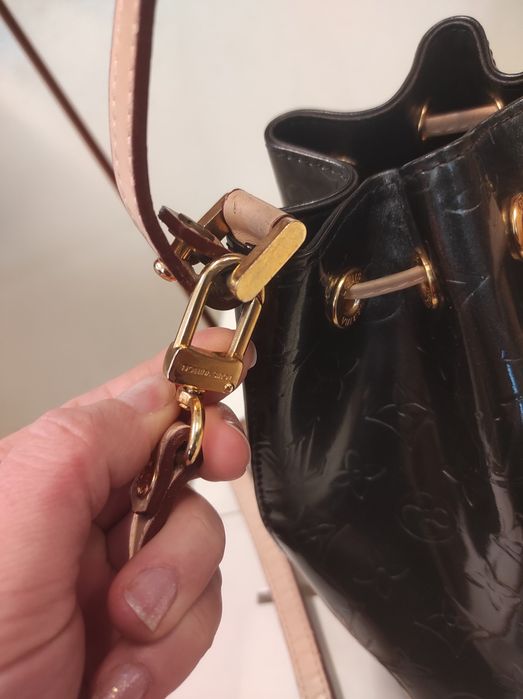 Чанта Louise Vuitton