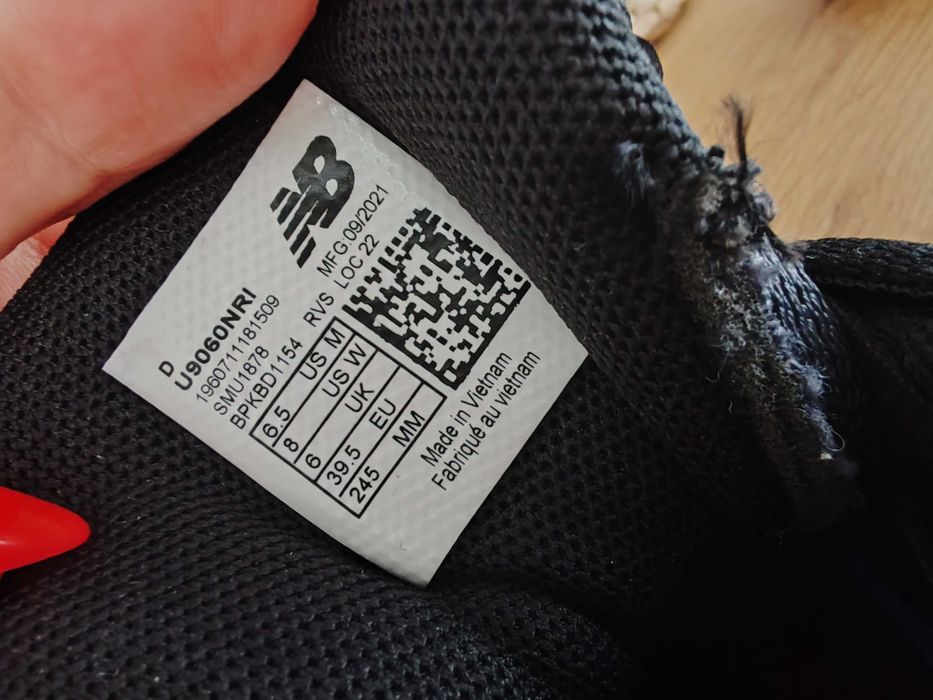 New Balance 9060-номер EU: 39.5