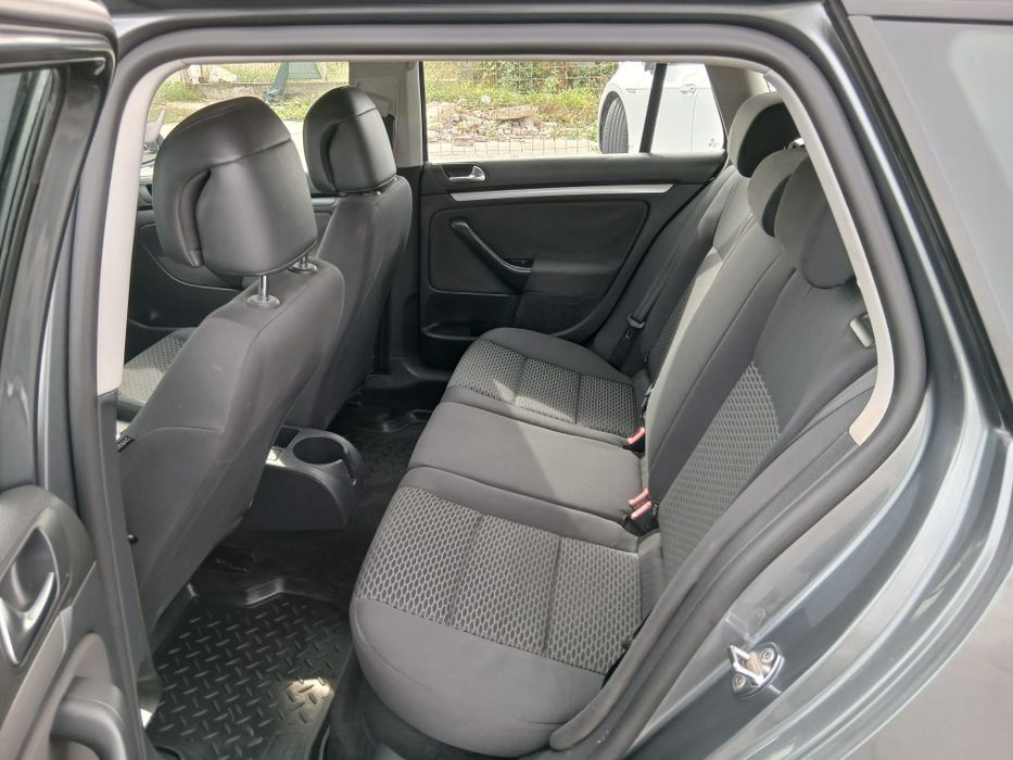 VOLKSWAGEN Golf 2010 — imagine 2