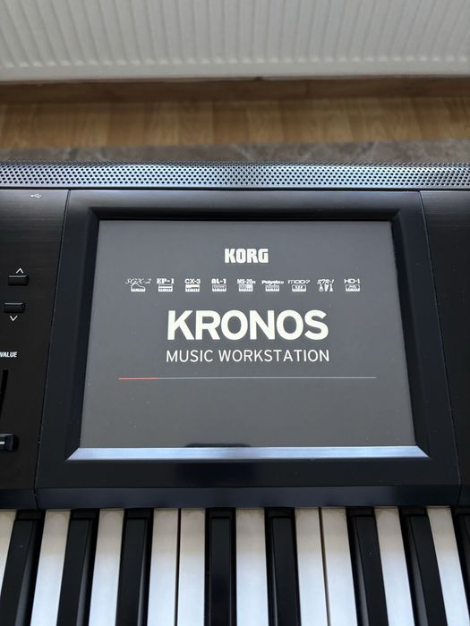 Korg kronos 2 61