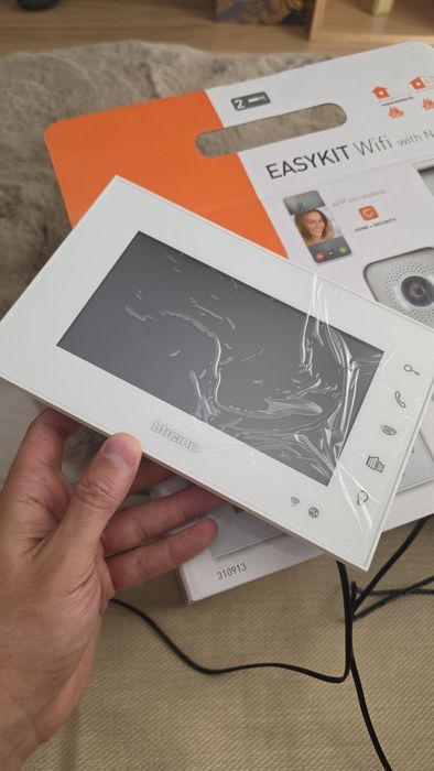 Домофонна Bticino easykit wi-fi