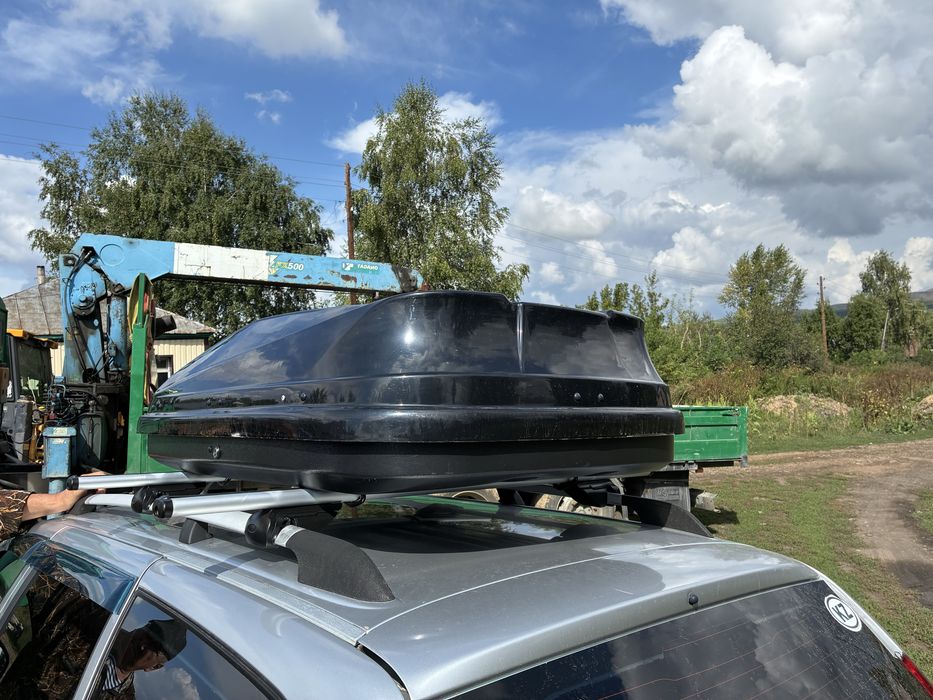 Продам автобокс на крышу авто