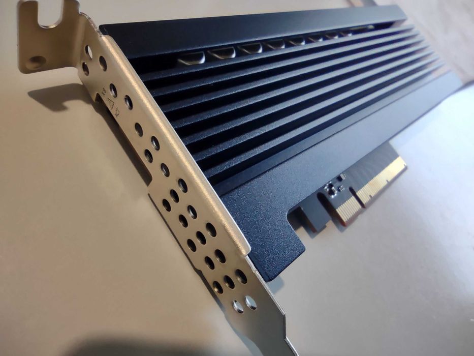 Samsung NVMe PM1725 3.2TB PCIe x8 3.0 Low Profile SUN F320 SSD Server