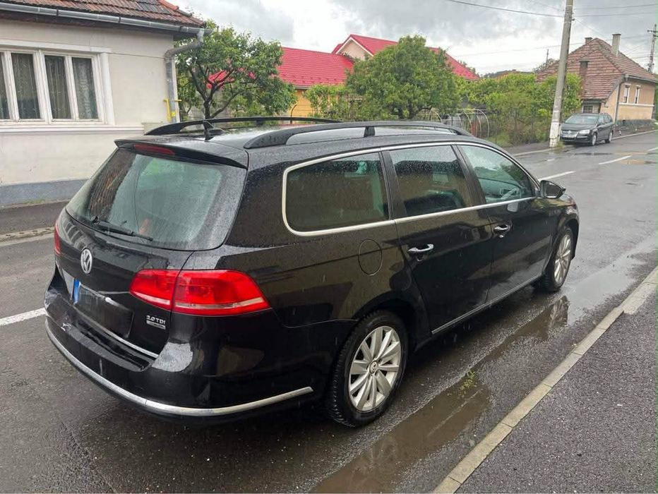 VOLKSWAGEN Passat 2011 — imagine 4