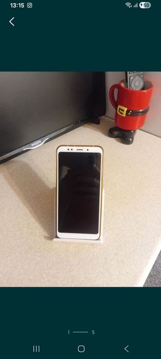 Продам redmi5+ .