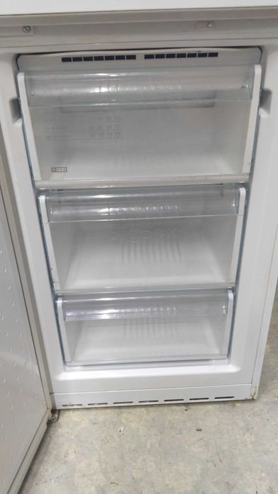 Холодильник  BOSH