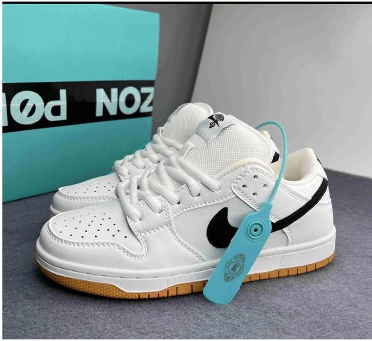 Продам кросовки новые