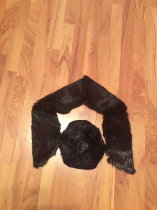 Vand set (caciula si fular) din nurca neagra