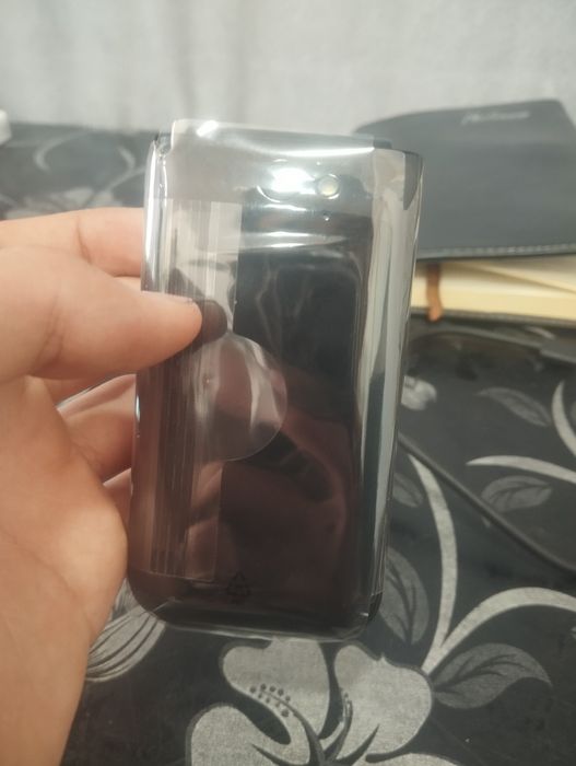 Nokia 2720 flip 4G
