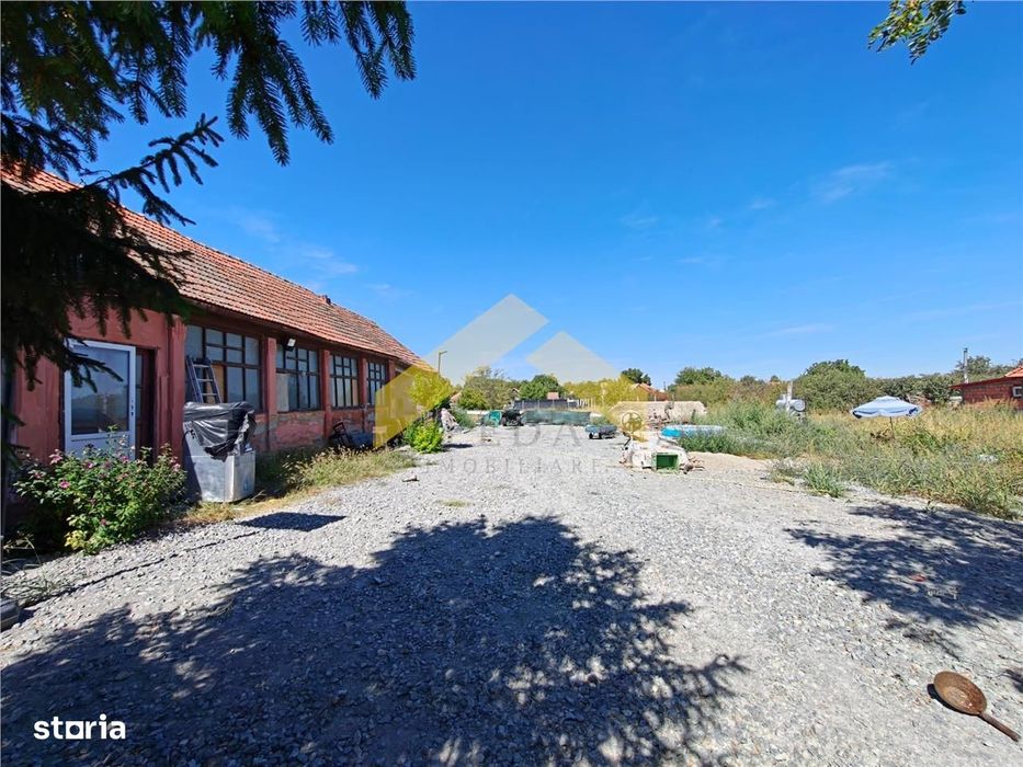 Casa de vanzare la sol in localitatea Felnac