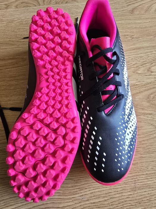 Футболни обувки Adidas