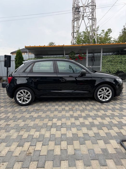 Audi A1 Sportback 1.2 benzină 2012