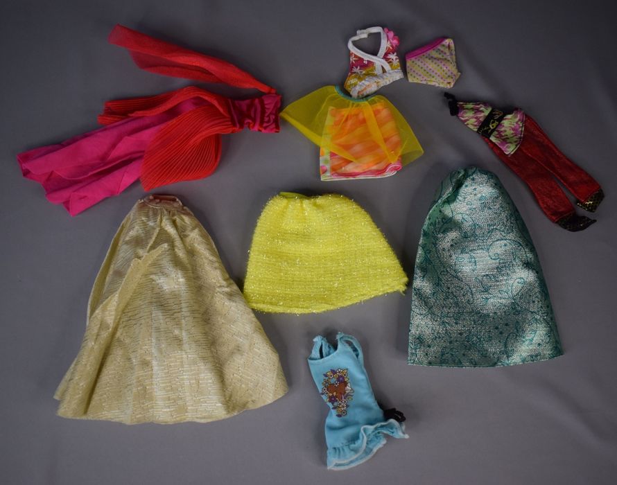 Одежда Маттел для кукол Барби